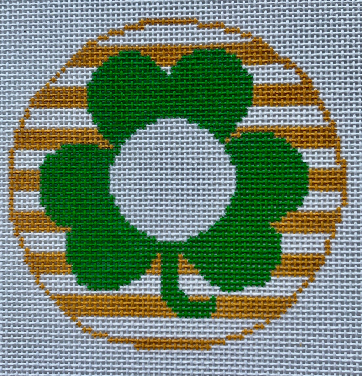 Shamrock 4" Round