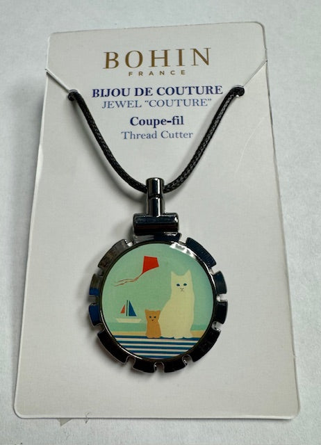 Bijou Jewel Couture Thread Cutters - Cats at Beach