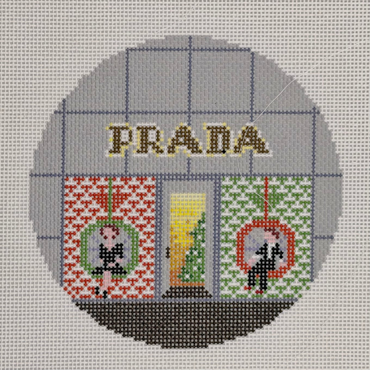 Prada Round