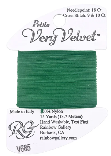 Very Velvet Petite | VP685 Turf Green