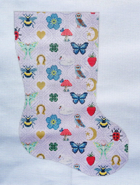 Folklore Stocking (Neutral)