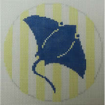 Manta Ray on Yellow Stripes