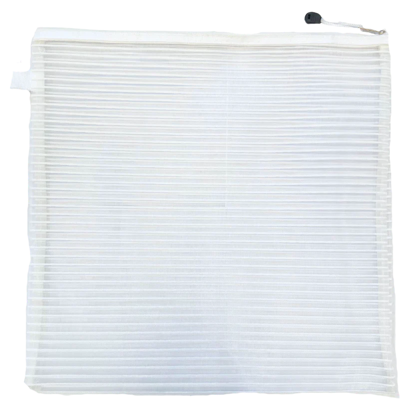 Mesh Accessory Zipper Bag - Medium